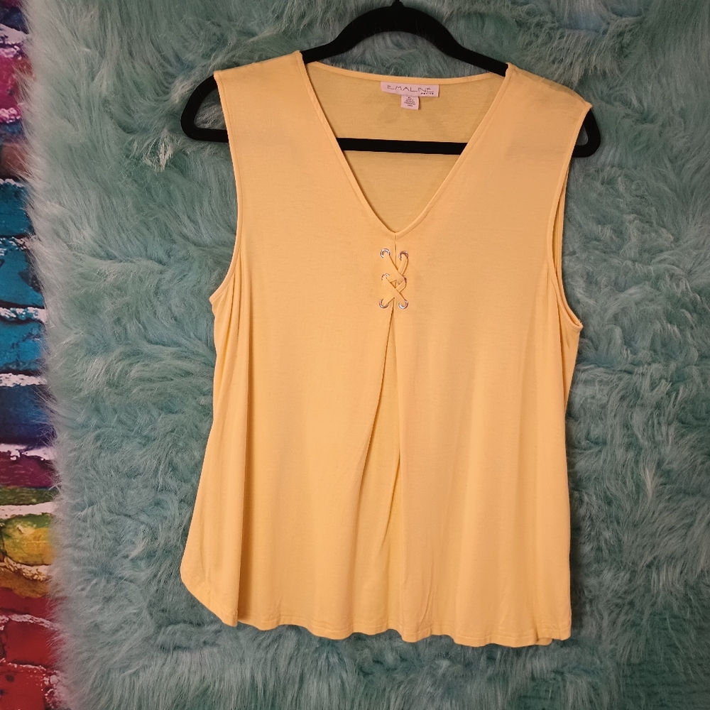 Emaline Petite Yellow Sleeveless Top Size PL